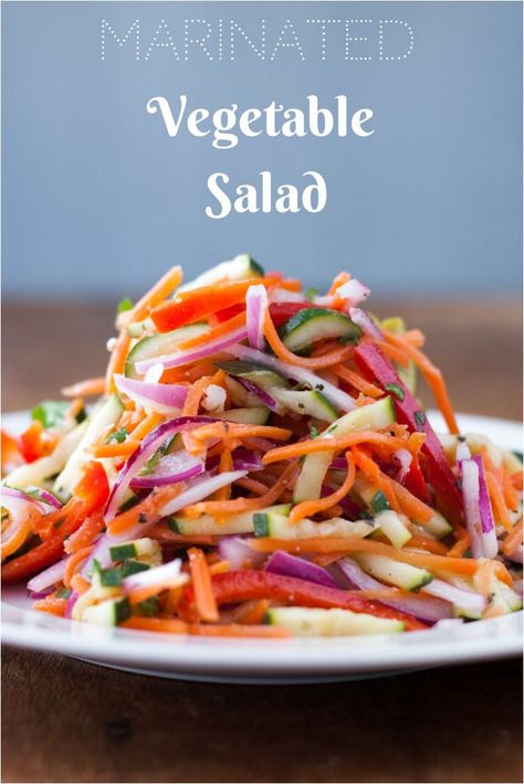 Marinated Vegetable Salad with red wine vinaigrette- thekitchensnob.com #recipe #salad Marinated Vegetable Salad, Salad Coleslaw, Marinated Vegetables, Vegetable Salad Recipes, Red Wine Vinaigrette, Superfood Salad, Veggie Salad, Vegetable Salad, Soup And Salad