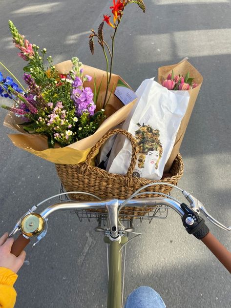 Riding A Bike, Spring Mood, Nothing But Flowers, Flower Therapy, Spring Aesthetic, Spring Vibes, Spring Has Sprung, Summer Feeling, Summer Dream