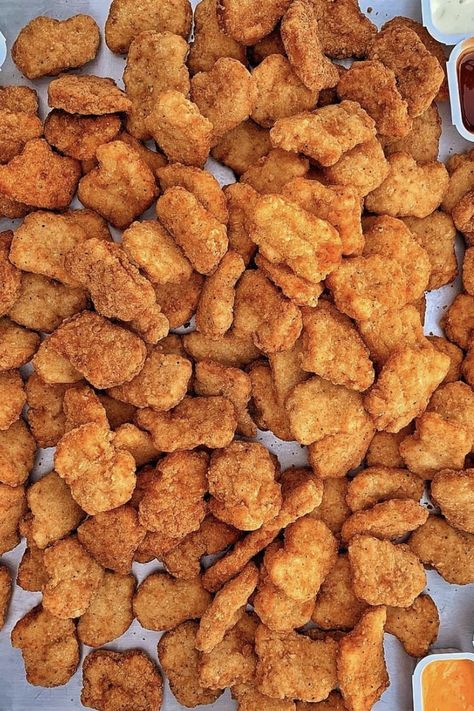 Recipes With Chicken Nuggets, Fried Chicken Nuggets, Fast Chicken Recipes, Recipes With Chicken, Best Fast Food, Fast Food Items, Popsugar Food, Food Chicken, Food Goals