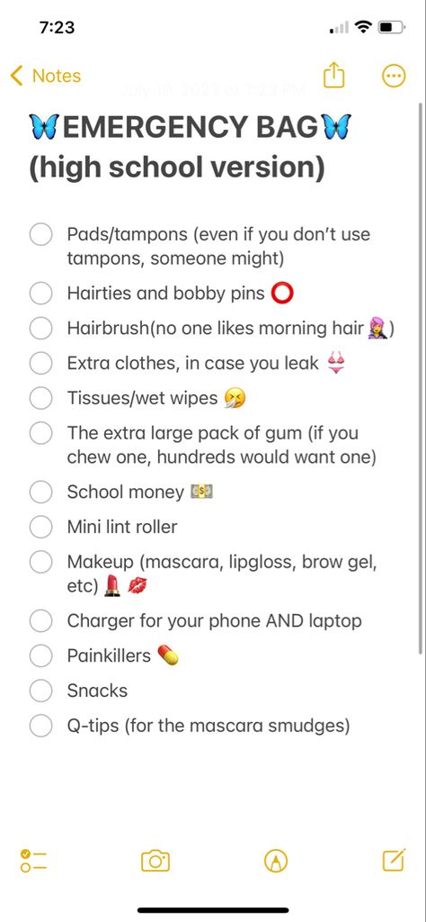 Things For Back To School Highschool, Things To Do Before You Go Back To School, Freshman Necessities High School, School Needs Highschool, Freshman Essentials High School, First Day Of School Bag Essentials, How To Be Prepared For School, What You Need For High School, Stuff You Need For School