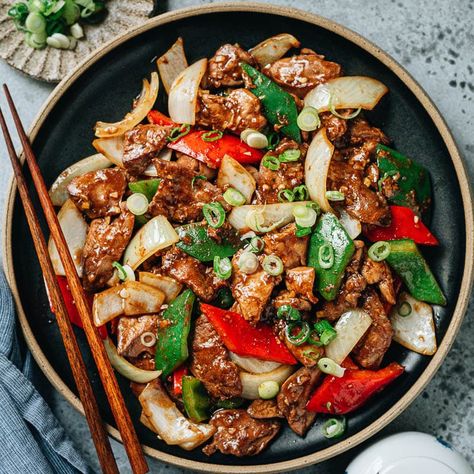 Cooking Chicken Livers, Asian Potluck, Chinese Style Chicken, Chicken Liver Recipes, Nutritious Dinner, Braised Chicken Breast, Asian Dinner, Chicken Breast Crockpot Recipes, Chicken Gizzards