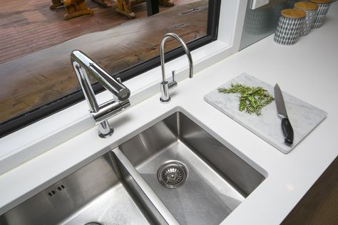 Kitchen Sink With Filtered Water Faucet, Tap Ideas, Under Sink Water Filter, Home Window Grill Design, Sink Filter, Double Kitchen Sink, Filtered Water Faucet, Window Grill Design, Window Grill