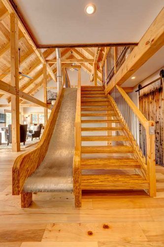 I Fared Sauna, Barndominium Master Bed, Pull Barn House, Small Barndominium Ideas Exterior, Unique House Features, Barndominium Homes Interior, Workshop Interior Design, Barn Dominium Houses, Simple Barndominium Ideas