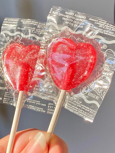 Lollipop Aesthetic, Heart Shaped Lollipops, Valentines Day Baskets, Ice Cream Floats, Cherry Wine, Iphone Wallpaper Hd Nature, Lunch Box Recipes, 17th Birthday, Food Snapchat