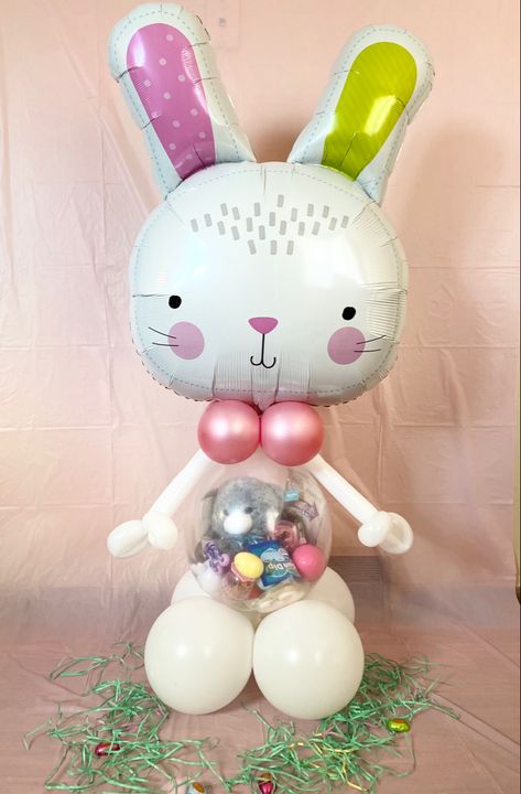 Balloon Stuffer Ideas, Easter Bunny Balloons, Stuffed Bobo Balloon Ideas, Easter Stuffed Balloons, Easter Balloon Bouquet, Easter Balloon Ideas, Stuffed Balloon Ideas Gifts, Easter Balloon Decor, Easter Balloons