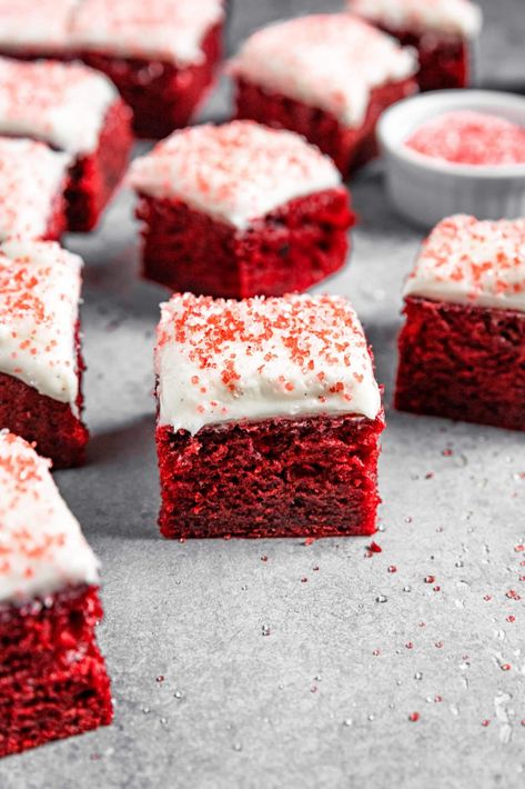 This easy Red Velvet Snack Cake recipe will be your new favorite way to do cake! Topped with a delicious vanilla bean cream cheese frosting. Coquito Cupcakes, Snack Cake Recipe, Easy Holiday Baking, Cup Of Ambition, Cake Mix Brownies, Cake Flour Substitute, Red Velvet Cake Recipe, Velvet Cake Recipes, Red Velvet Cake Mix