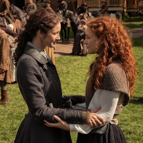 Sophie Skelton Outlander, Claire And Jamie, Sophie Skelton, John Bell, Outlander Characters, Outlander Claire, 2023 Aesthetic, Outlander Casting, Stockholm Syndrome