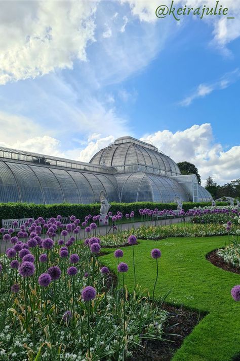 Gardens Aesthetic, Kew Gardens London, Palm House, Royal Botanic Gardens, London Vibes, Luxury Travel Destinations, Garden Posts, London Aesthetic, Royal Garden