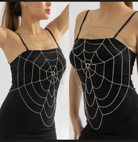 Web Necklace, Bra Chain, Spiders Web, Chain Bra, Suki Waterhouse, Spiders, Spider Web, Line Design, Design Inspo