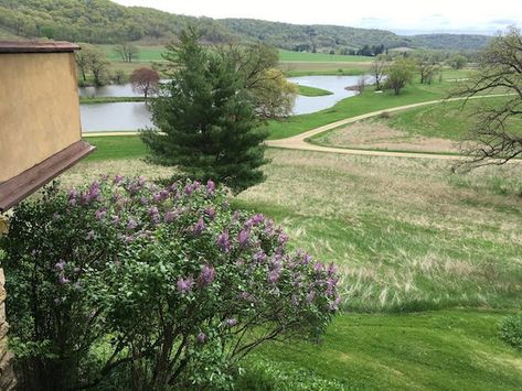 Taliesin: Frank Lloyd Wright’s Wisconsin Estate Spring Green Wisconsin, Chinoiserie Chic, Lloyd Wright, Frank Lloyd Wright, Spring Green, World Traveler, Wisconsin, Exterior, Pure Products