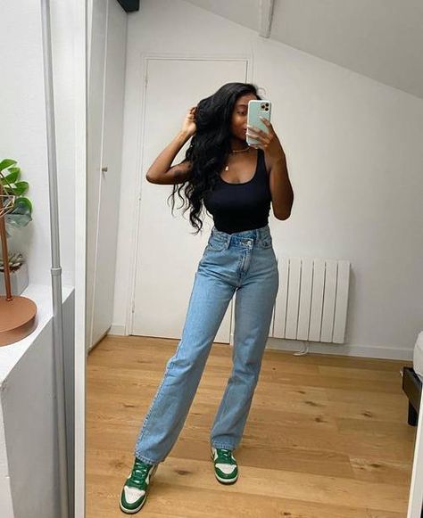 The 5 Best Basics to Wear With Jeans and Sneakers | Who What Wear UK Flare Jeans With Sneakers, Jeans With Sneakers, Jeans And Sneakers Outfit, Highsnobiety Fashion, Straight Leg Jeans Outfits, Trainers Outfit, Apple Bottom Jeans, Flattering Outfits, Jeans Outfit Summer