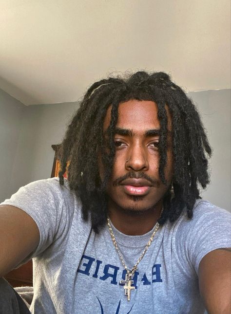 Mens Twists Hairstyles, Hair Twists Black, Dreadlocks Men, Mens Dreads, Black Hair Cuts, Dreadlock Hairstyles For Men, Men Hair Color, Black Men Hairstyles, Hair Twist Styles