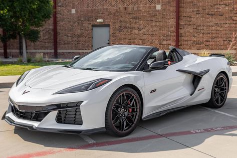 This 2023 Chevrolet Corvette Z06 Convertible 70th Anniversary Edition is for sale on Cars & Bids! 670-hp LT6 V8, 3LZ Trim, Carbon Ceramic Brakes! Auction ends July 5 2023. Chevrolet Corvette Z06 2023, C8 Corvette Convertible, 2023 Chevrolet Corvette, Corvette C8 Convertible, C8 Corvette Zo6, Corvette 2023, 2023 Corvette Z06, 2023 Corvette, Corvette Zo6