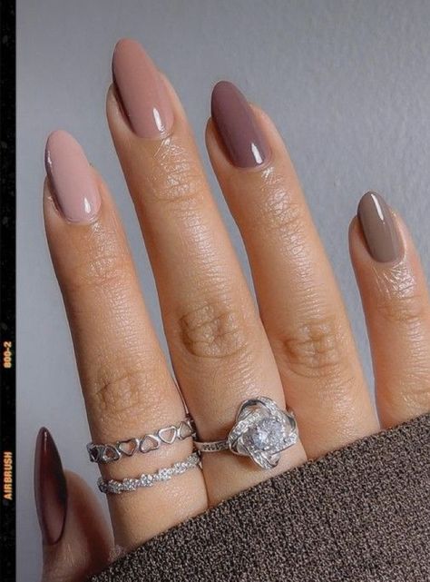 Mauve Nails, Fall Nail Trends, Fall Gel Nails, Gradient Nails, Oval Nails, Dipped Nails, Elegant Nails, Chic Nails, Gorgeous Nails