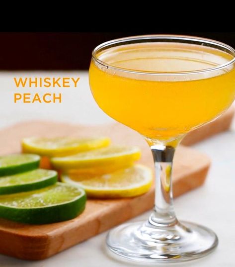 The sweet, tangy & citrusy flavour of an Irish Peach Sour can bring summer just around the corner! Every partake of Whiskey sour variation is relaxing and refreshing. It's the combination of the sweet yet bitter taste of Jameson Whiskey and the fruity flavor of peach and lemon that produces this mellow drink which you can offer your guests anytime of the day. Lemon Mimosa, Blackberry Recipe, Whiskey Lemonade, Orange Recipe, Tasty Peach, Modern Apothecary, Peach Wine, Peach Cocktail, Whiskey Recipes