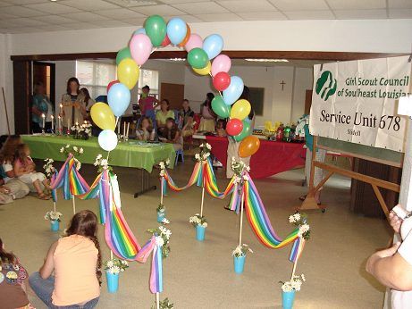 How To Make Bridge for Girl Scout Bridging Ceremony - 2 diff bridge ideas on this blog Girl Scout Bridging Ceremony, Girl Scout Meeting Ideas, Bridging Ceremony, Bridge Ideas, Girl Scout Bridging, Brownie Badges, Brownie Scouts, Brownie Girl Scout, Wooden Trees