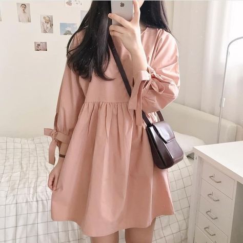 Fashion Outfits Korean, Mode Ulzzang, Outfit Korean Style, Sundress Casual, Girl Korean, London Street Style, Korean Fashion Trends, Korean Dress, Ulzzang Fashion