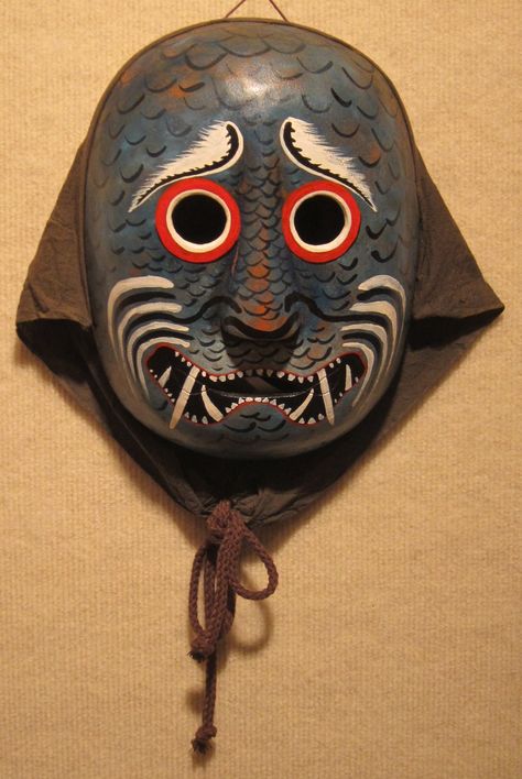 Korean mask of Bibi (Spirit of the Sea) Asian Mask, Korean Mask Traditional, Korean Mask Fashion, Komainu Mask, Mask Korean, Korean Mask, Ceramic Mask, Head Mask, Art Premier