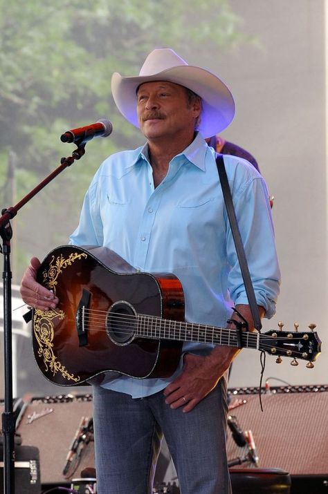 Allan Jackson, Alan Jackson Music, Allen Jackson, Pernell Roberts, Coffee Kettle, Best Country Singers, Best Country Music, Perry Como, Country Musicians