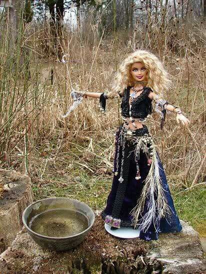 Witchy Barbie Everyday Witchcraft, Pagan Crafts, Which Witch, Bad Barbie, Witchy Crafts, Holiday Barbie, Witchy Things, Witchy Woman, Wild Child