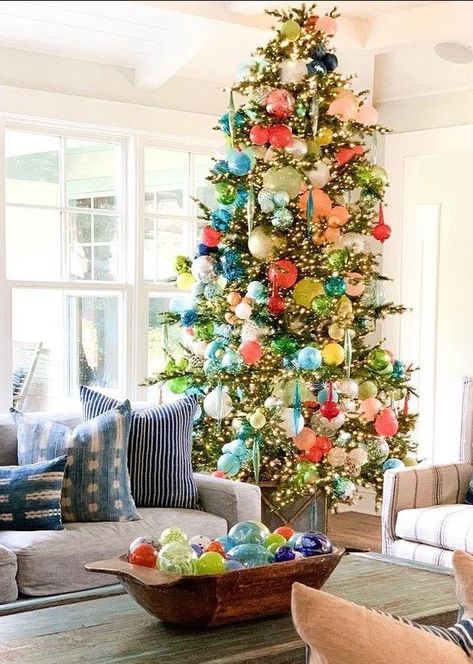 Holiday- Mary Cates & CO. Best Christmas Tree Decorations, Best Christmas Tree, Farmhouse Modern, Christmas Tree Inspiration, Cool Christmas Trees, Xmas Tree Decorations, Christmas Tree Ideas, Christmas Mantels, Tree Ideas