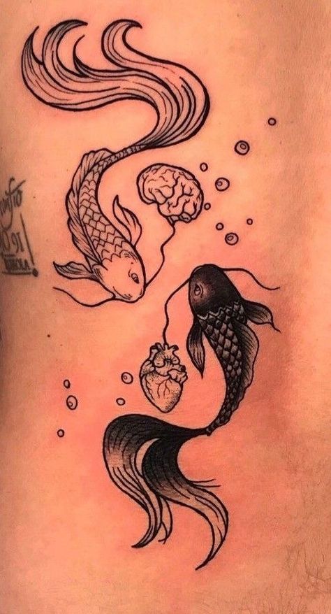 Tattoo Design Ying Yang, Pisces Wolf Tattoo, Yin Yang Koi Tattoo Design, Yin Yang Unique Tattoo, Yin Yang Koi Fish Spine Tattoo, Ying Yang Pisces Tattoo, Yin Yang Pisces Tattoo, Coi Fish Ying Yang Tattoo, Koi Fish Ying Yang Tattoo