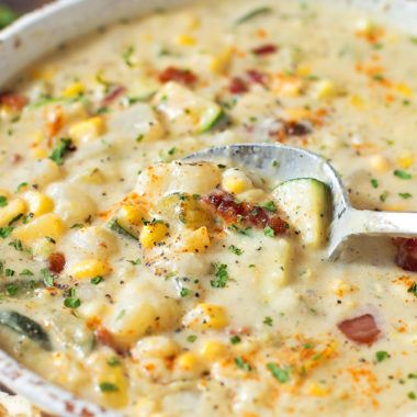 Summer Corn and Zucchini Chowder - Life Made Simple Corn And Zucchini Chowder, Zucchini Chowder, Homemade Pho, Ox Tails, Pull Pork, Easy Corn Chowder, Chicken Pozole, Corn And Zucchini, Pozole Verde