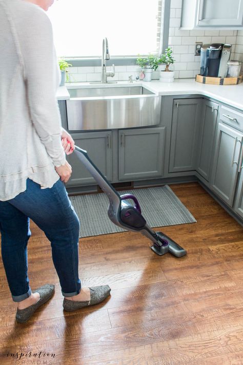 Remove harsh grim fast and learn how to keep clean floors with little to no effort! My two step solution is all you need to get clean floors fast! Clean Kitchen Floor, Kitchen Floors, Keep Clean, Two Step, Funky Junk, Organization Tips, House Kitchen, Cleaning Organizing, Simple House