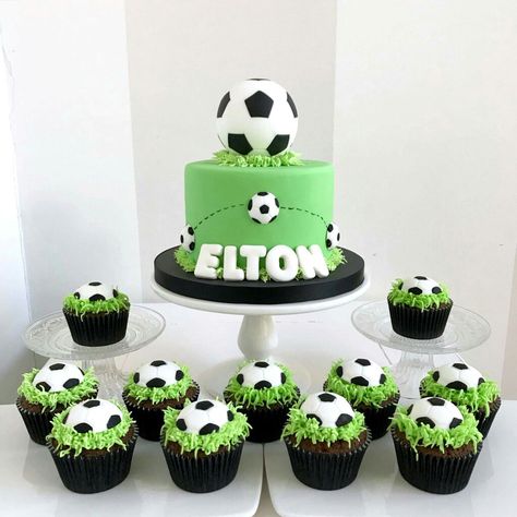 Marzipan Bread, Football Themed Cakes, Soccer Theme Parties, Soccer Birthday Cakes, Themed Baby Shower Ideas, Fondant Candy, Football Birthday Cake, Candy Clay, Soccer Cake