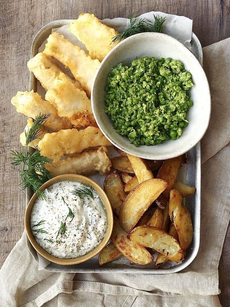 This tried-and-tested recipe for Tempura Cod Goujons is perfect for your Friday night fish supper, served with skin-on potato wedges, smashed minty peas and a homemade tartare sauce! Minty Peas, Fish Goujons, Tempura Fish, Salmon Fish Cakes, Tartare Sauce, Easy Suppers, Fish Supper, Gourmet Chicken, Mushy Peas