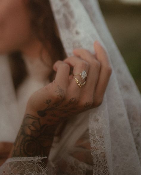 bridal portraits in the mountains 🎞️🖤 always down for a fun bridal session ✨ • • • • • • #wedding#bridal#bridals#bridaldress#model#idahowedding#idaho#mountain#mountainbrides#aesthetic#love#dress#weddingstyle#weddingdress#vogue#beauty#lovestory#sunset#bridalsession Mountain Photoshoot, Wyoming Wedding, Wyoming Weddings, Bride Portrait, Vogue Beauty, Aesthetic Love, Bridal Session, Wedding Engagement Photos, Bridal Portraits