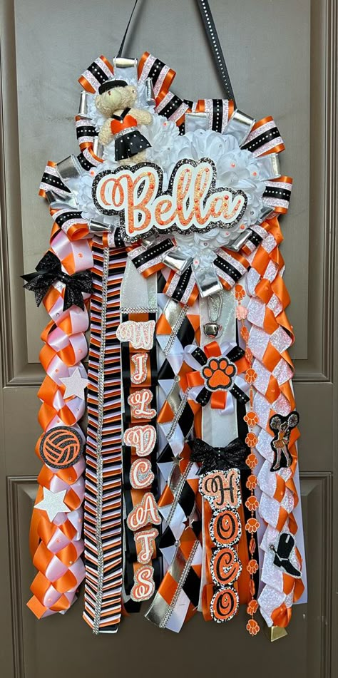 Texas Shape Mums Homecoming, Medium Mums Homecoming, Texas Shape Mum, Orange Mums Homecoming, Junior Year Homecoming Mum, Junior Year Mum Ideas, Texas Shaped Homecoming Mums, Double Mum Homecoming, Junior Mums Homecoming