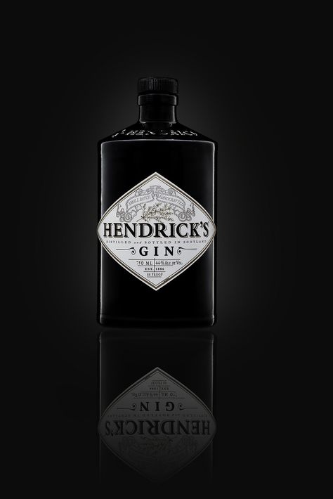 Studio trials for a new potential client. I missed shooting glossy objects in studio. Lowkey Photos, Lowkey Photography, Photography Lighting Setup, Hendricks Gin, Cocktail Photography, Product Shoot, Photography Classes, Photography Portfolio, Light Photography