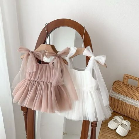 Twirl into elegance with our Baby Girl Mesh Bow Dress 🎀✨ Perfect for making every little moment magical! #BabyFashion #cuteandclassykids Toddler Princess Dress, Girls Tulle Dress, Mesh Bows, Summer Baby Clothes, Tulle Bows, Girl Princess Dress, Bow Dress