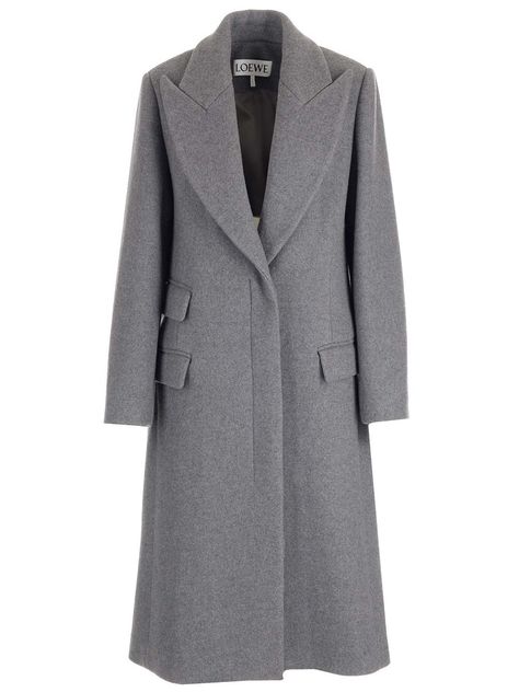 Single-breasted coat in gray wool and cashmere from Loewe featuring peak lapels, flap pockets and hidden half belt, concealed button closure. Regular fit. Loewe Coat, Long Coat For Women, Long Grey Coat, Dressy Hats, Gray Coat, Elegant Coats, Cozy Coats, Wool Coats, Long Coat Women