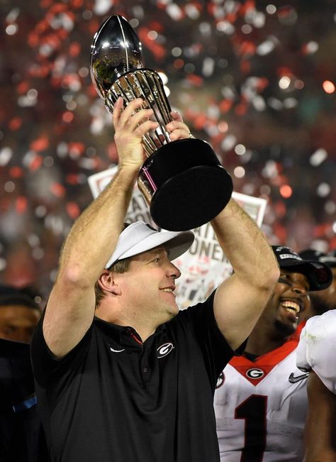 2018 Rose Bowl Champs ♥ Georgia Bulldog Mascot, Dawgs Football, Georgia Bulldawgs, Kirby Smart, Georgia Style, Southern Things, Uga Football, Uga Bulldogs, Football Life