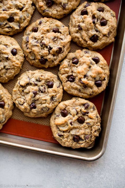 Peanut Butter Oatmeal Chocolate Chip, Peanut Butter Oatmeal Chocolate Chip Cookies, Peanut Butter Oats, Peanut Butter Oatmeal Cookies, Oatmeal Chocolate Chip, Peanut Butter Oatmeal, Oatmeal Chocolate, Butter Cookie, Peanut Butter Chocolate Chip