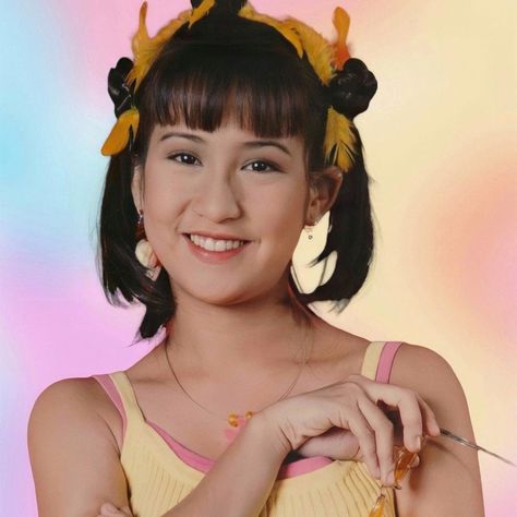 Jolina Magdangal 90s, Filipino Y2k, 90s Filipino, Christmas Party Fits, Jolina Magdangal, 2000s Fashion Women, Filipino Aesthetic, Dp Blast, Portfolio Makeup