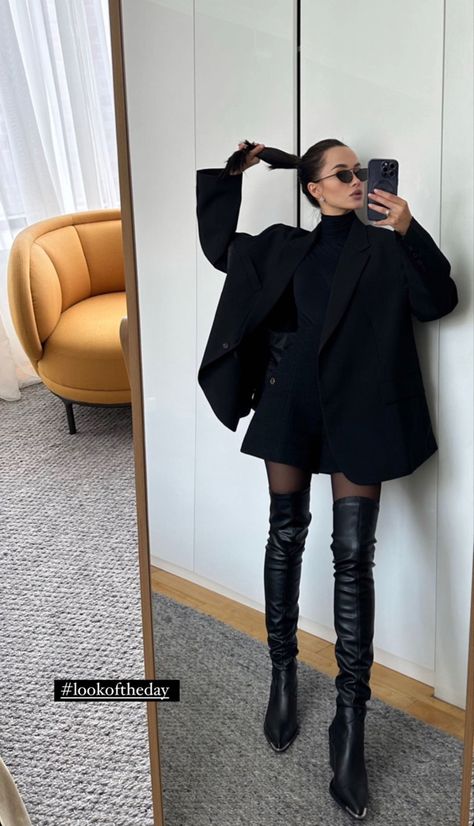 High Boots Outfit Black Women, Thigh High Boots Outfit Winter, Boots Outfit Black Women, Black Thigh High Boots Outfit, High Boots Outfit Winter, Thigh Boots Outfit, Thigh High Boots Outfit, Outfit Black Women, Thigh High Boots Flat