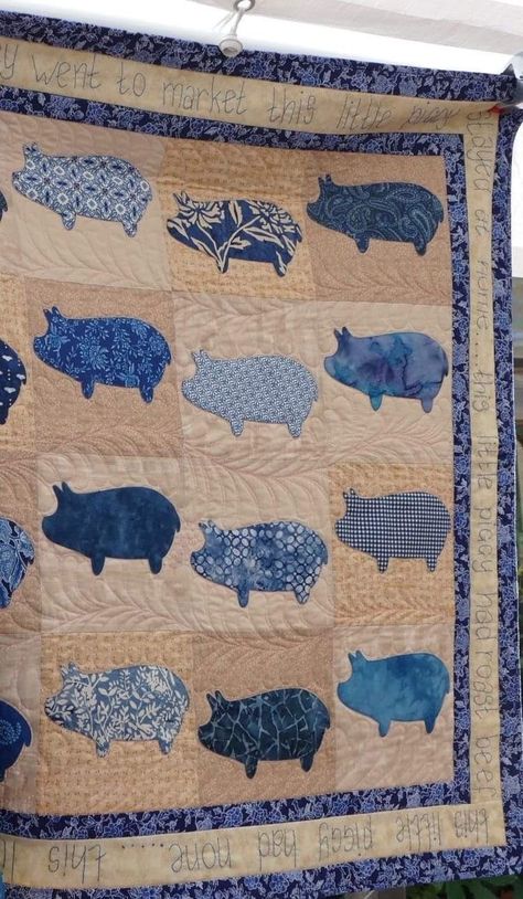 Bee Quilts, Farm Animal Quilt, Pig Quilt, Pig Fabric, Pig Crafts, Farm Quilt, Scrap Fabric Crafts, Diy Baby Gifts, Baby Boy Quilts