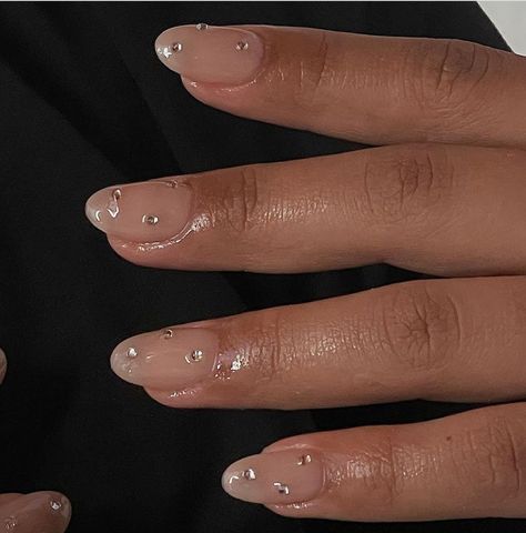 Clear Gel Nails, Gem Nail Designs, Natural Gel Nails, Short Gel Nails, Swarovski Nails, Nails Design With Rhinestones, Pearl Nails, Gem Nails, Elegant Nails