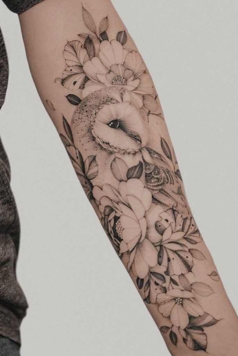 Owl Tattoo Sleeve, Tattoo Artist Tattoo, Animal Sleeve Tattoo, Tattoo Design Tattoo, Artist Tattoo, Owl Tattoo Design, Tasteful Tattoos, Inspiration Tattoo, Inspiration Tattoos