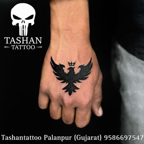 Hand Tattoos Eagle, Bird Tattoo On Hand, Eagle Hand Tattoo, Eagle Tattoo On Hand, Eagle Tattoo Ideas, Tattoo Eagle, Travel Tattoo Ideas, Palm Tattoo, Meaningful Word Tattoos