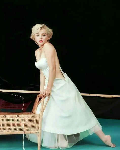 Marilyn Monroe Milton Greene, Marilyn Monroe And Audrey Hepburn, Marilyn Monroe Photography, Marilyn Monroe Portrait, Milton Greene, Marilyn Monroe Fashion, Marilyn Monroe Photos, Norma Jean, Norma Jeane