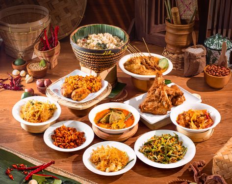 #foodphotography #indonesianfood #traditionalindonesianfood Indonesian Food Photography, Traditional Dining Set, Food Pic, Traditional Dining, Food Poster Design, Indonesian Food, Food Poster, Rustic Dining, Rustic Dining Table