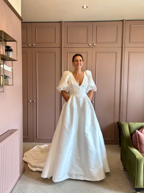 How gorgeous are these puff sleeves Magdalena by Jesus Peiro Long Sleeve Puff Wedding Dress, Square Neck Puff Sleeve Wedding Dress, Jesus Peiro Wedding Dress, Wedding Dress Vintage Sleeves, Puff Sleeve Wedding Dress, Robe Wedding, Holy Matrimony, Jesus Peiro, Lily Wedding