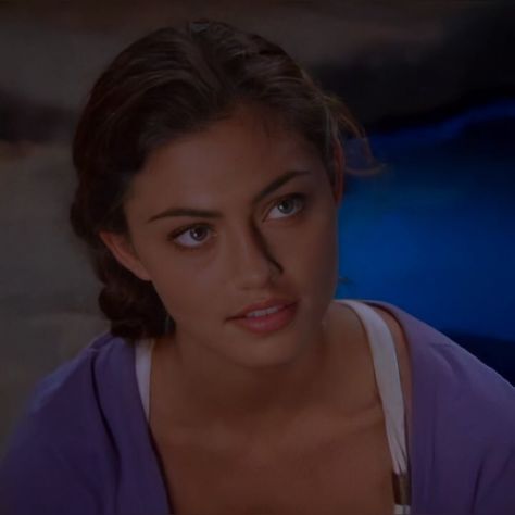 H2o Cleo And Emma, Cleo Sertori, H2o Mermaids, Phoebe Tonkin, Past Life, Sweet Girls, Vision Board, My Style, Beauty