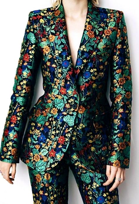 Patterned Womens Suit, Flower Suit Woman, Patterned Suits Women, Floral Suits Women, Floral Suit Women, Womens Floral Suit, Colorful Suit, Mode Kimono, Future Clothes