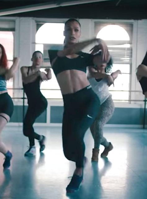 Nike Is Bringing Voguing Back To The Mainstream+#refinery29 Vogue Dance, Nike Ad, Dance Movement, Hair Flip, Best Dance, Dance Photos, Dance Fashion, Marching Band, Dance Studio