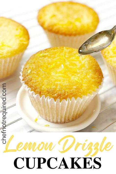 Lemon drizzle cupcakes are super simple and easy to make, a great recipe for the kids to help with! No need for mixing up frosting, the only decoration these little cakes need is the lemon syrup drizzled on top. Lemon Drizzle Cupcakes, Bakery Style Muffins, Frozen Lemon, Citrus Recipes, Lemon Syrup, Buttery Shortbread Cookies, Lemon Drizzle Cake, Lemon Drizzle, Friends Food